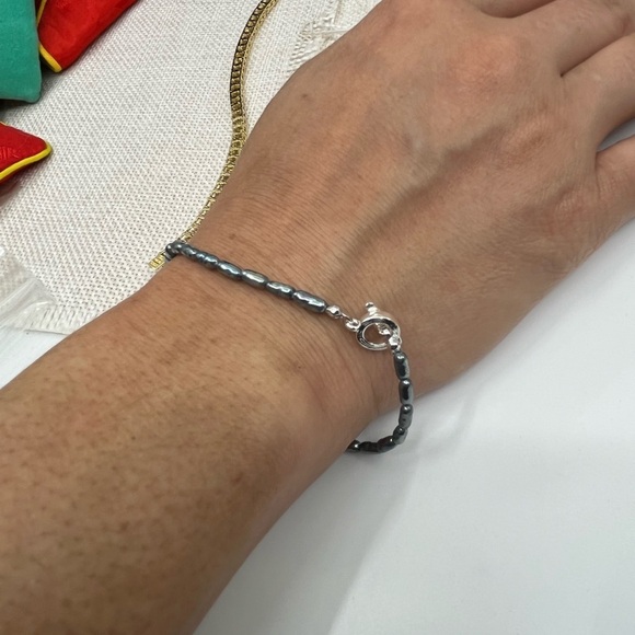 Vintage Hematite and Rhinestone Accented Bracelet – 8” - Picture 6 of 16